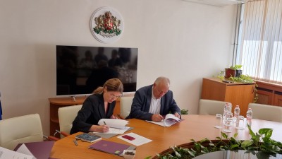 ПОДПИСАНО Е СПОРАЗУМЕНИЕ ЗА ПРОМЯНА НА ПРОЕКТ „РЕХАБИЛИТАЦИЯ И МОДЕРНИЗАЦИЯ НА СИСТЕМАТА ЗА ВЪНШНО ИЗКУСТВЕНО ОСВЕТЛЕНИЕ НА ГР. СМОЛЯН“