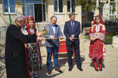 Севлиево: Откриване на Обновени Полицейско Управление и Жилищен Блок с Европейско Финансиране