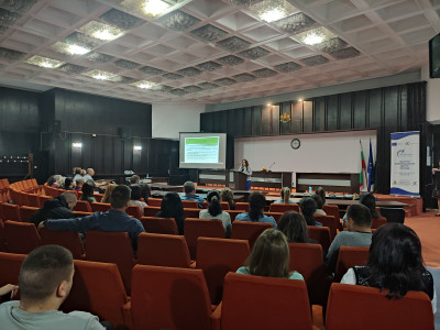 Община Първомай
