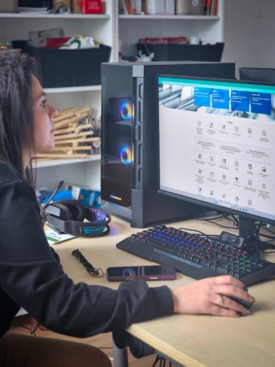 ДИГИТАЛНИЯТ КЛУБ В НАРОДНО ЧИТАЛИЩЕ "ПРОСВЕТА-1947" БАНИТЕ ВЕЧЕ Е ФАКТ!