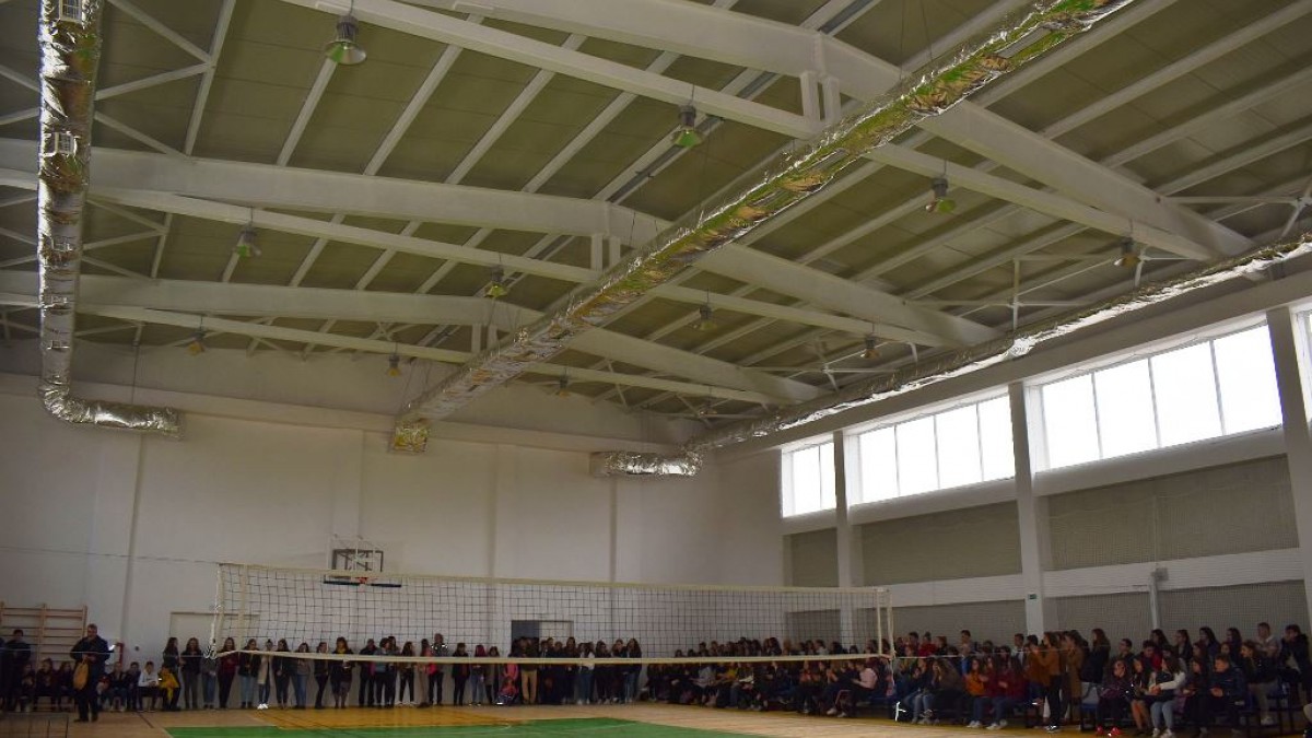 Физкултурен салон