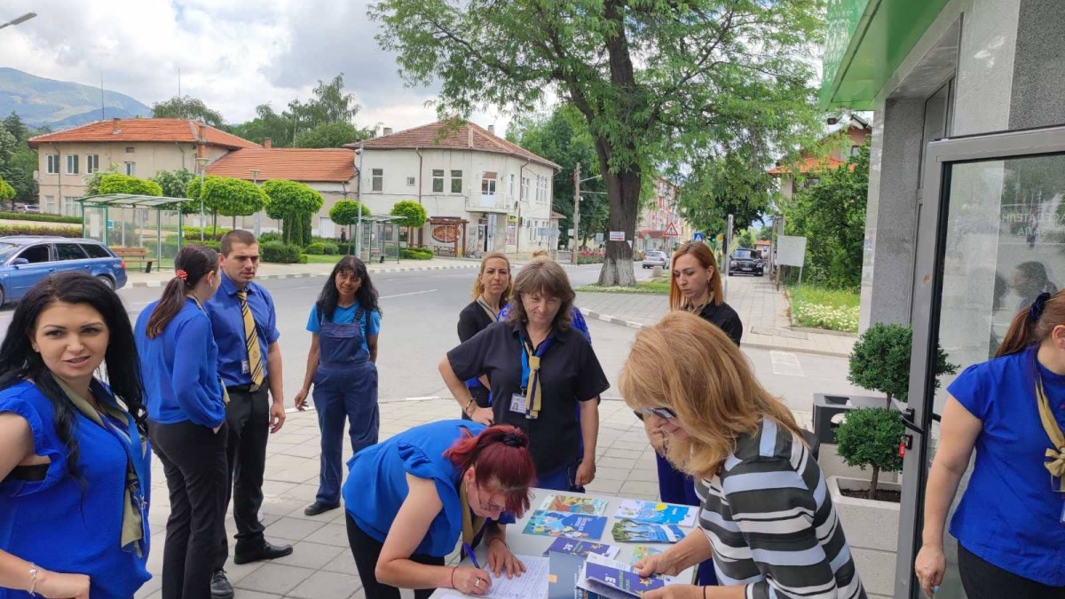 изнесена приемна в община Челопеч