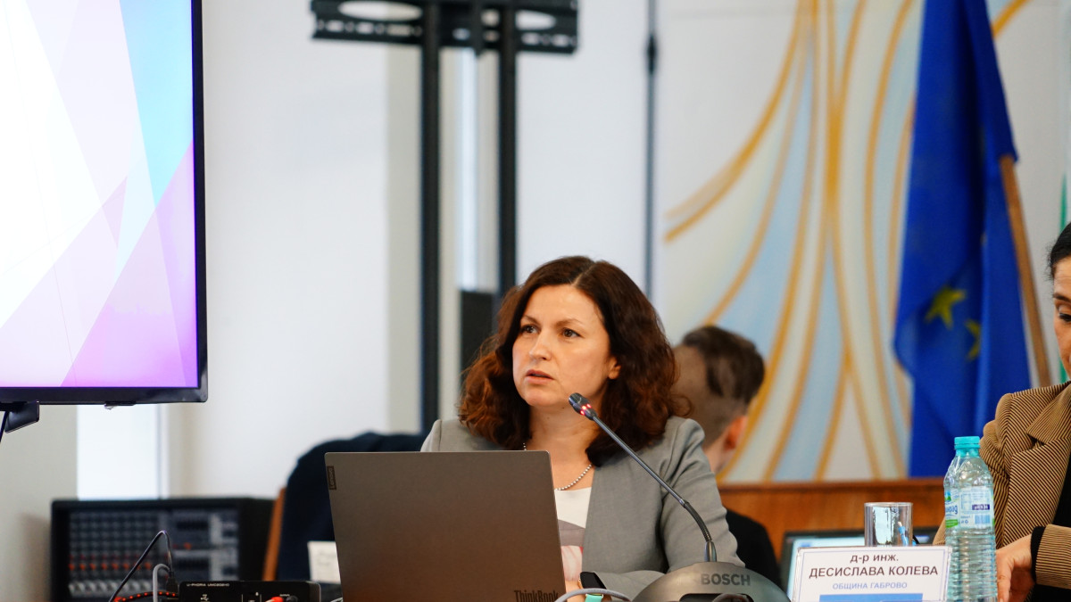 Лора Йосифова, началник на сектор „Програма за научни изследвания, иновации и дигитализация за интелигентна трансформация“, Министерство на иновациите и растежа