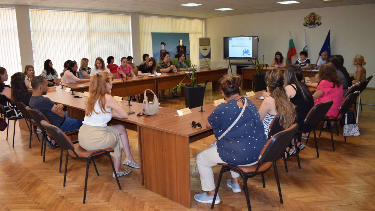 ОИЦ-ВАРНА СЕ ВКЛЮЧИ В ПРЕСКОНФЕРЕНЦИЯ ПО ПРОЕКТА „БЪДЕЩЕ ЗА ДЕЦАТА В ОБЩИНА ДОЛНИ ЧИФЛИК“