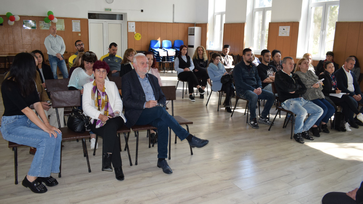 ОИЦ-ВАРНА СЕ ВКЛЮЧИ В КОНФЕРЕНЦИЯ ЗА ОБСЪЖДАНЕ НА СТРАТЕГИЯ ЗА ВОМР НА МИГ „АВРЕН-ВАРНА“
