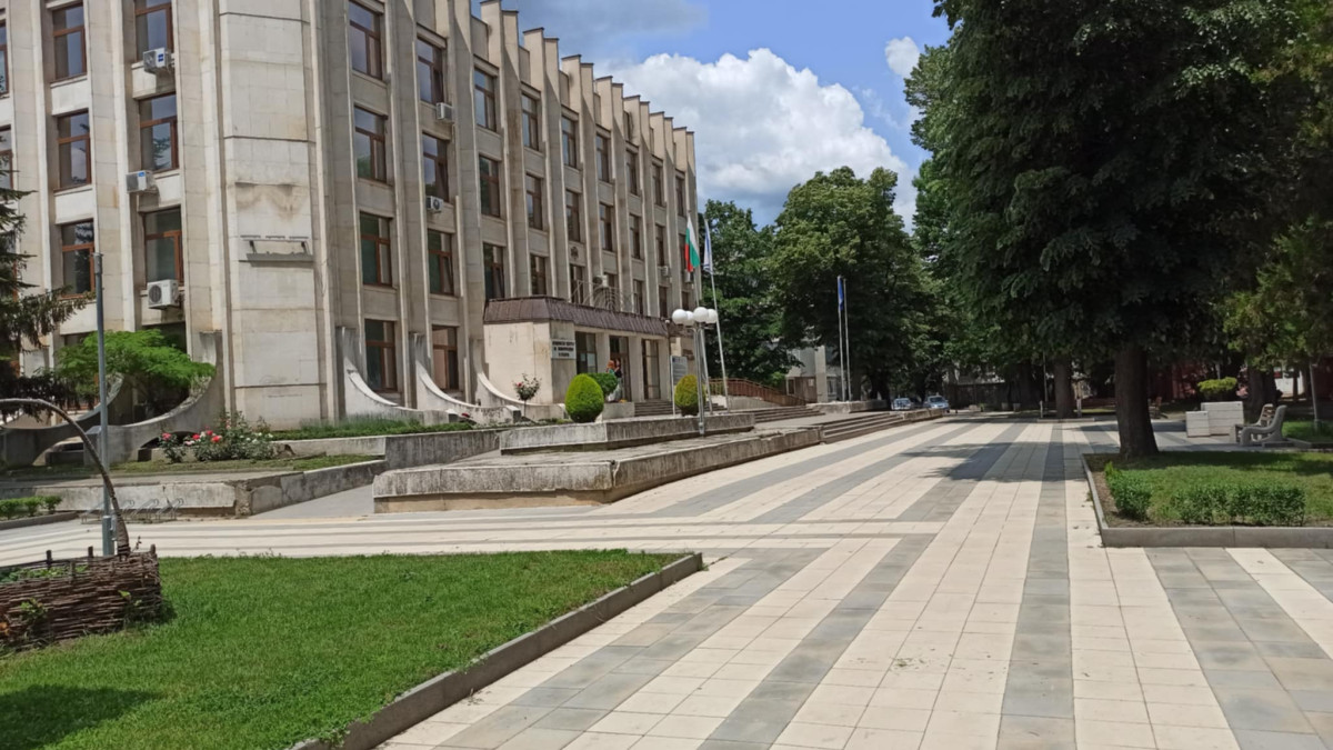 ПО ПРОЕКТ ОБНОВИХА ЦЕНТРАЛНАТА ГРАДСКА ЧАСТ НА ПРОВАДИЯ