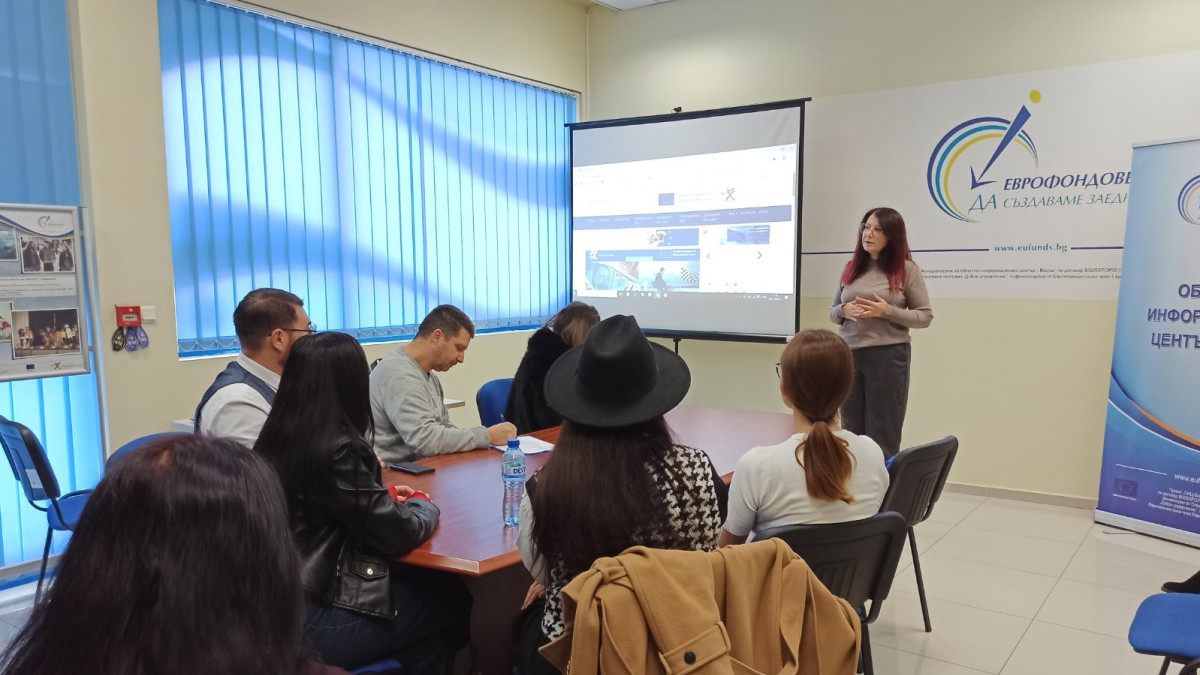 ОИЦ-Варна запозна студенти с функционалностите на ИСУН2020