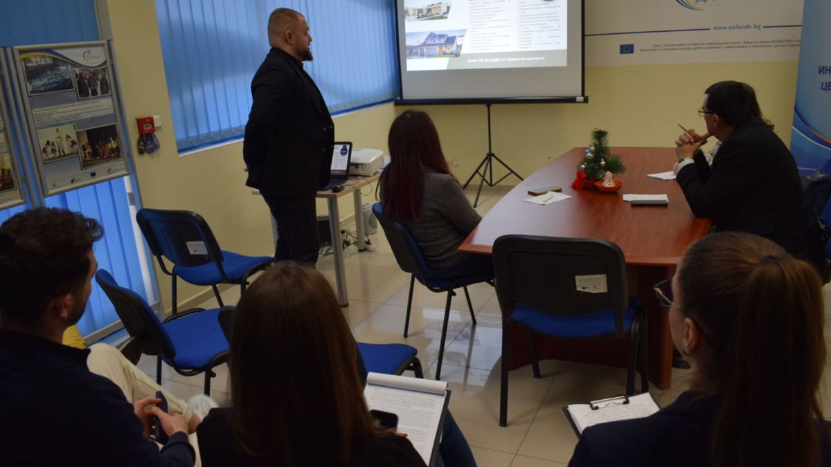 Проект за производство на здравословни мусове спечели първото място в студентския конкурс на ОИЦ-Варна