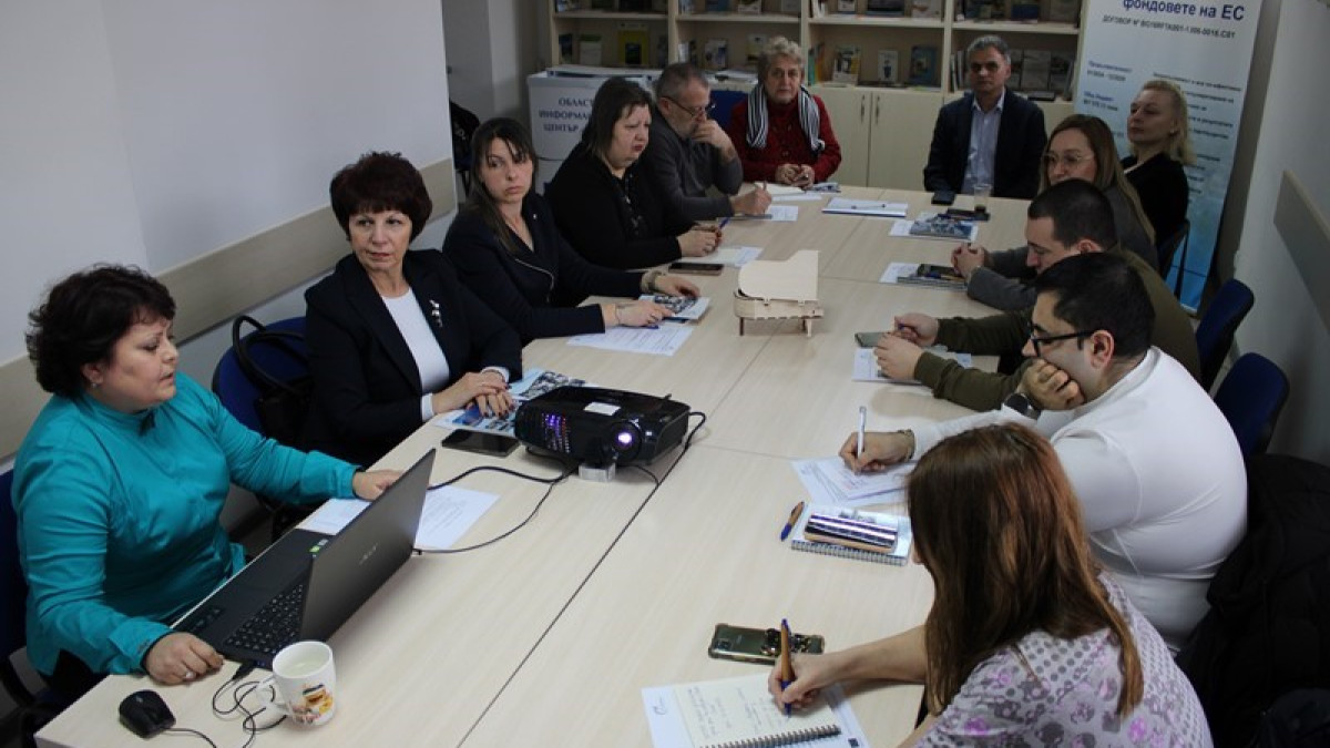 ОИЦ - Разград представи актуални възможности за прием на проекти по европрограмите