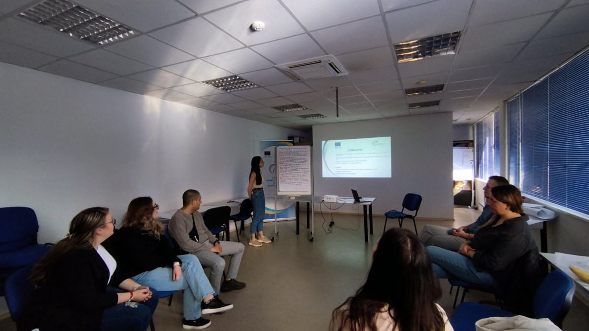 СТУДЕНТИ ОТ ВТУ СЕ УЧИХА ДА ПРЕВРЪЩАТ ИДЕИТЕ СИ В ЕВРОПЕЙСКИ ПРОЕКТИ В ОИЦ – ВЕЛИКО ТЪРНОВО