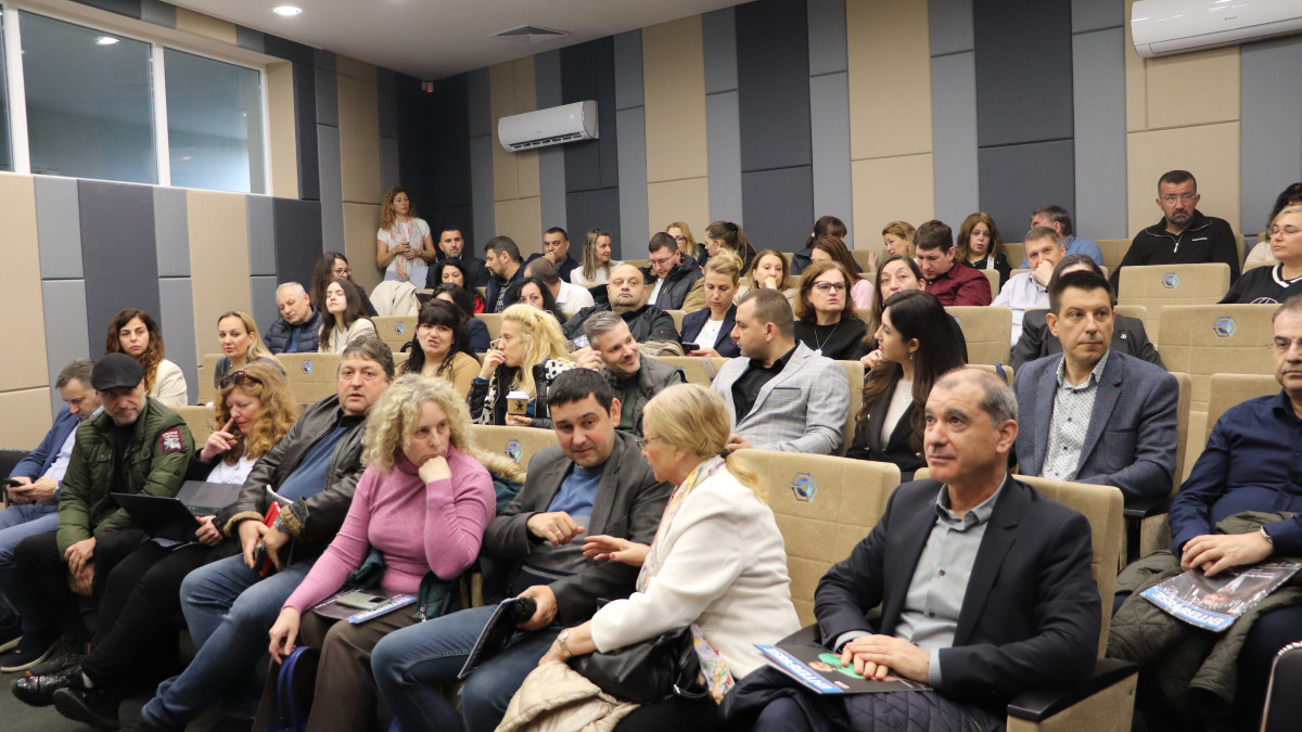 Бургас събра бизнеса и иновациите: AI, европейско финансиране и новите възможности за МСП