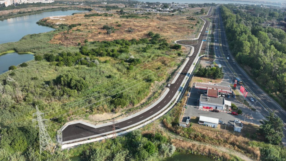 ПРИКЛЮЧИ ИЗГРАЖДАНЕТО НА НОВАТА ПРОМИШЛЕНА ЗОНА „ЮГ - ЗАПАД“ В БУРГАС