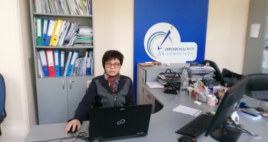 1 Експертът Габриела Стефанова представя онлайн проект на ОПНО 2021 - 2027 