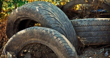 ОБЩИНА СМОЛЯН ЩЕ СЕ СДОБИЕ СЪС СЪДОВЕ ЗА РАЗДЕЛНО СЪБИРАНЕ НА ГУМИ