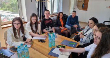 Детективи на ЕП в Телекабел АД
