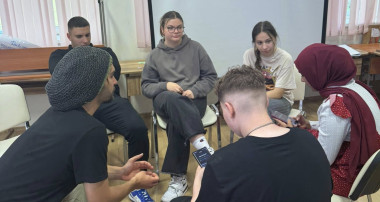 МЕЖДУНАРОДЕН МЛАДЕЖКИ ОБМЕН НА ТЕМА „ОВЛАСТЯВАНЕ ЗА АКТИВИЗЪМ В ОНЛАЙН ЕРАТА“ СЕ ПРОВЕДЕ В ЧЕПЕЛАРЕ