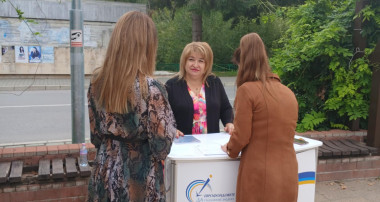 ОИЦ-СМОЛЯН ЗАПОЗНА ЖИТЕЛИТЕ НА ОБЩИНА РУДОЗЕМ С ВЪЗМОЖНОСТИТЕ ЗА ЕВРОПЕЙСКО ФИНАНСИРАНЕ ДО КРАЯ НА 2025-ТА