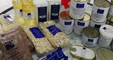 ПРИКЛЮЧИ РАЗДАВАНЕТО НА ХРАНИТЕЛНИ ПРОДУКТИ ЗА НУЖДАЕЩИ СЕ ХОРА В МАДАН