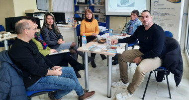 Областен информационен център – Ловеч проведе работна среща с екипа на Регионален център за социална икономика и социални иновации -  Ловеч