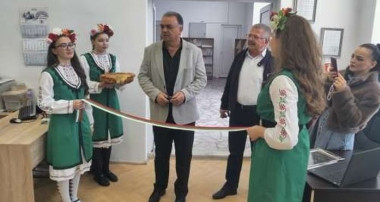 В СЕЛО БОРИНО ОТВОРИ ВРАТИ ДИГИТАЛЕН КЛУБ КЪМ ЧИТАЛИЩЕТО