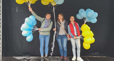 15 години ОИЦ