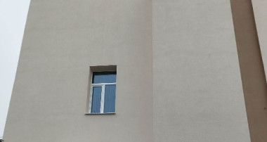 АДМИНИСТРАТИВНАТА СГРАДА НА „ТРОЛЕЙБУСНИ И АВТОБУСНИ ПРЕВОЗИ“ ЕООД В СТАРА ЗАГОРА 
